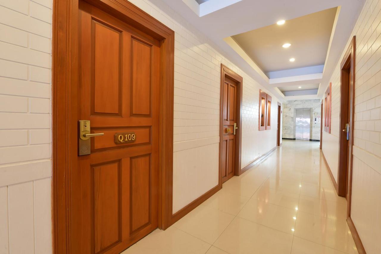 Oyo 109 Ozone Prime Pattaya Hotel Exterior photo